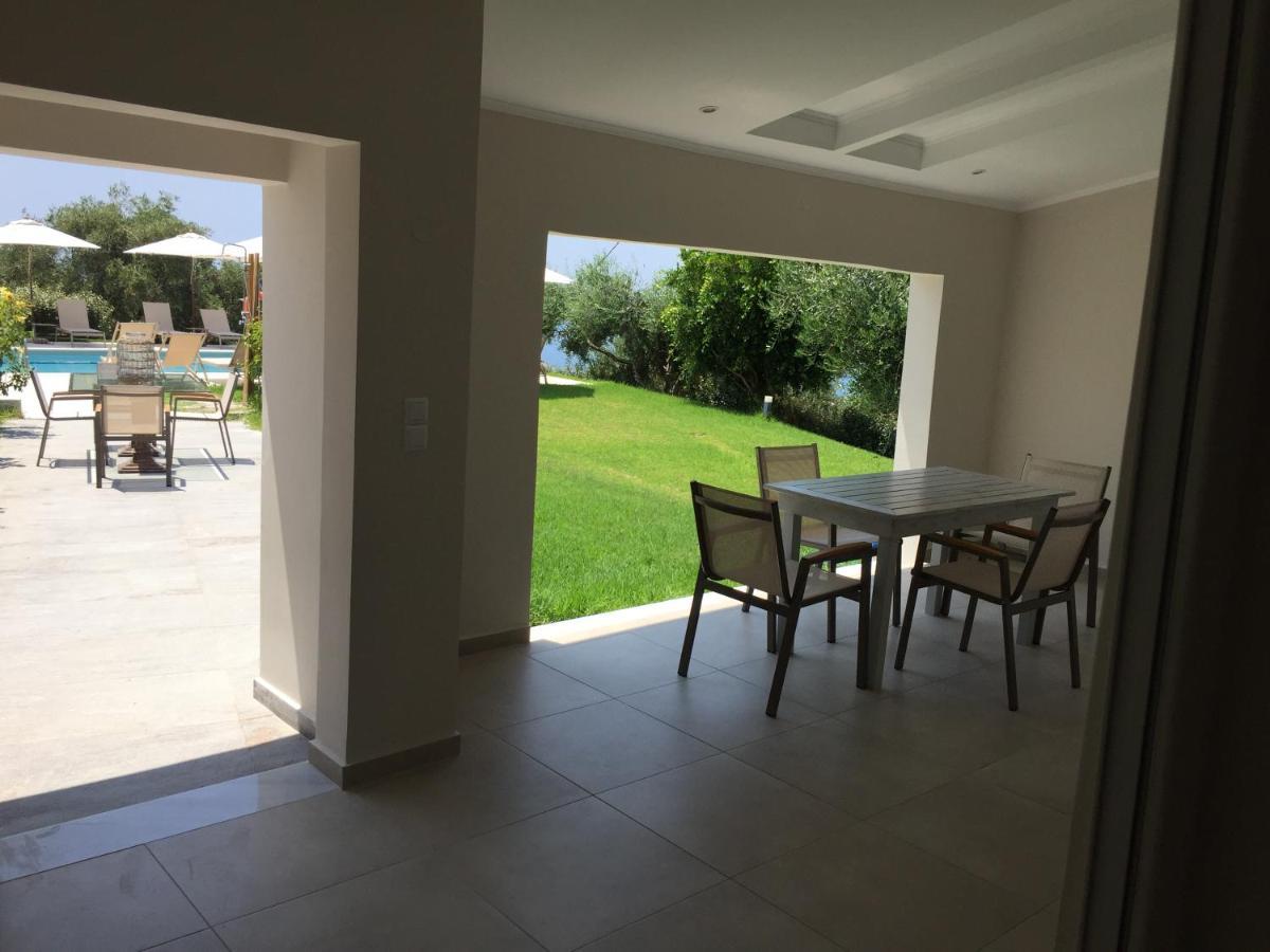 Aliki Boutique Hotel Paralia Vrachou Buitenkant foto