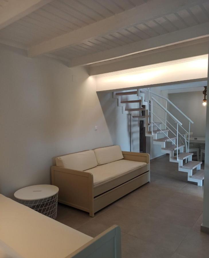 Aliki Boutique Hotel Paralia Vrachou Buitenkant foto