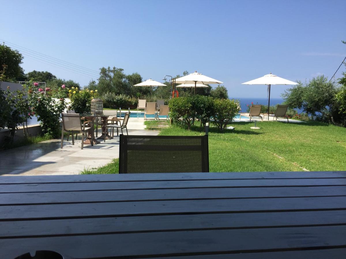 Aliki Boutique Hotel Paralia Vrachou Buitenkant foto