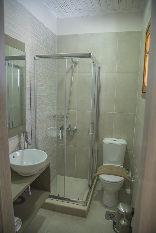 Aliki Boutique Hotel Paralia Vrachou Buitenkant foto