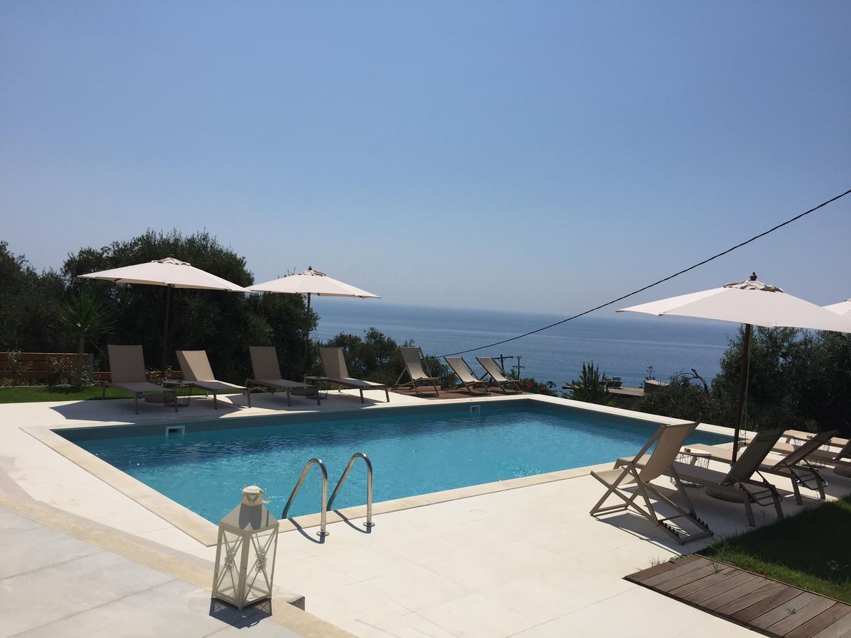 Aliki Boutique Hotel Paralia Vrachou Buitenkant foto