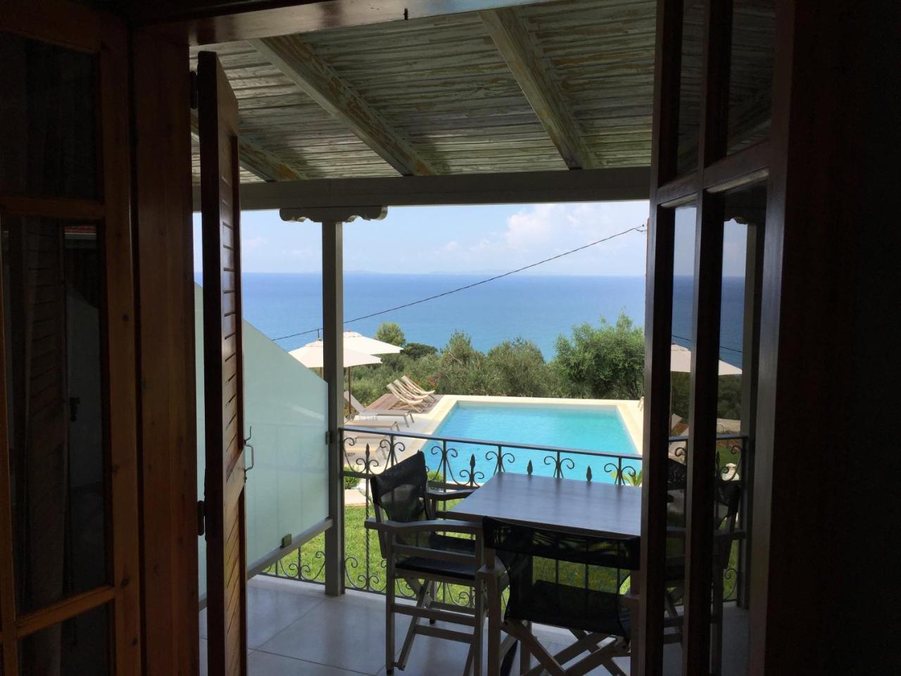 Aliki Boutique Hotel Paralia Vrachou Buitenkant foto