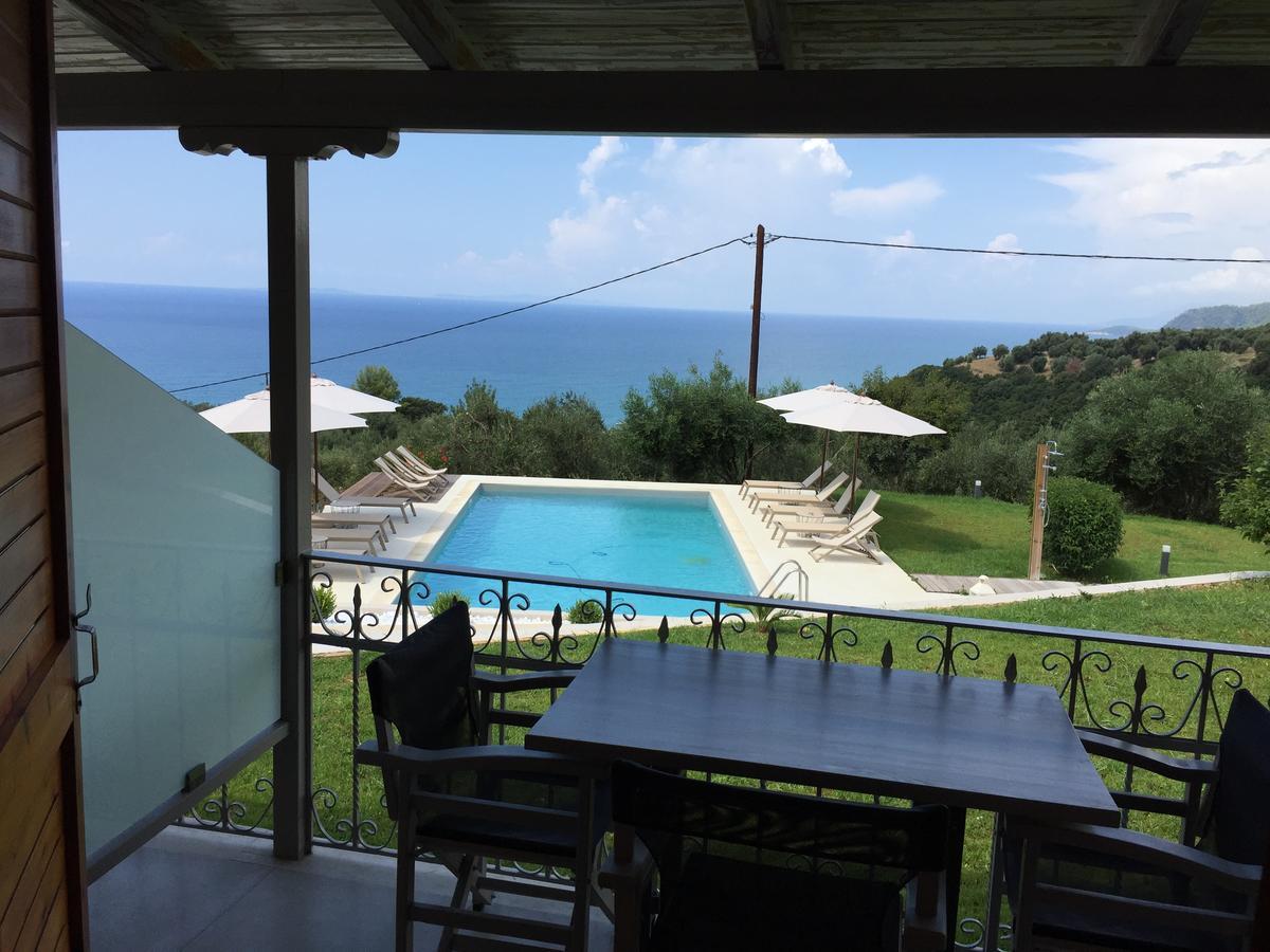 Aliki Boutique Hotel Paralia Vrachou Buitenkant foto